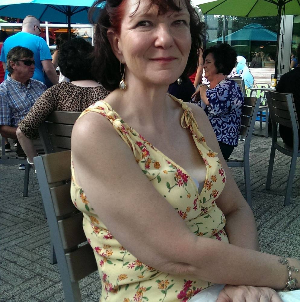 Meet your Posher, Rose